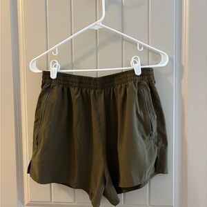 Outdoor Voices Women's Zephyr 3" Short